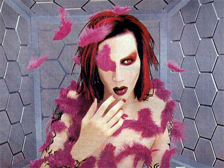 Marilyn Manson - Feathers